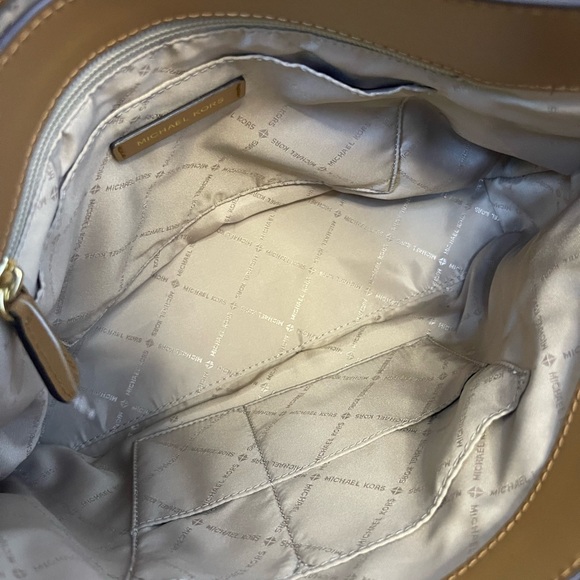 Michael Kors shoulder bag NWOT - Picture 12 of 14